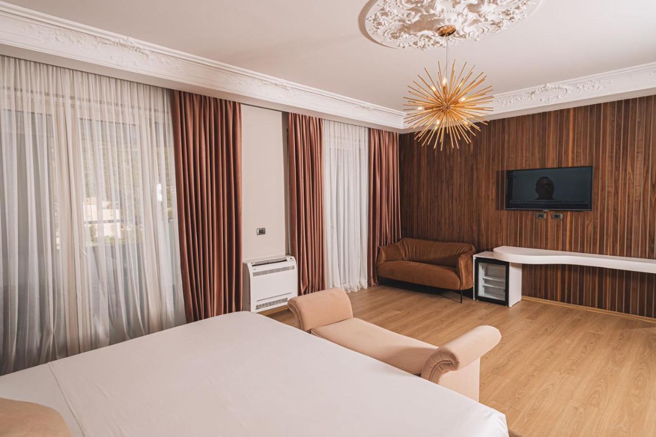 Hotel Grand Mirage Vlorë Exterior foto